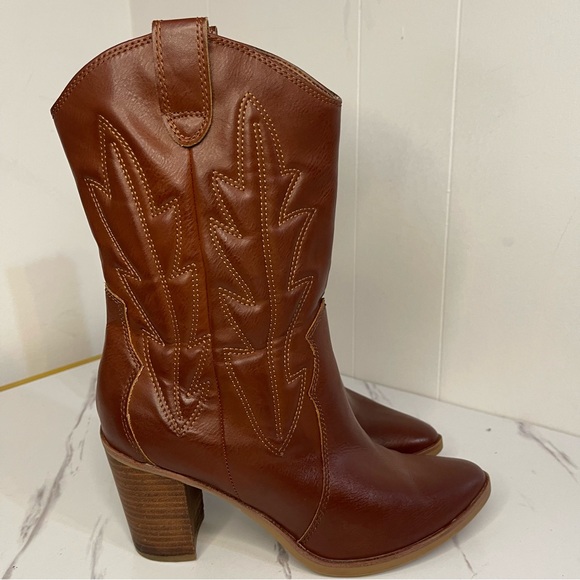 MIA Shanan Quilted Faux Leather Western Heeled Boots Size 8.5M - Picture 6 of 11